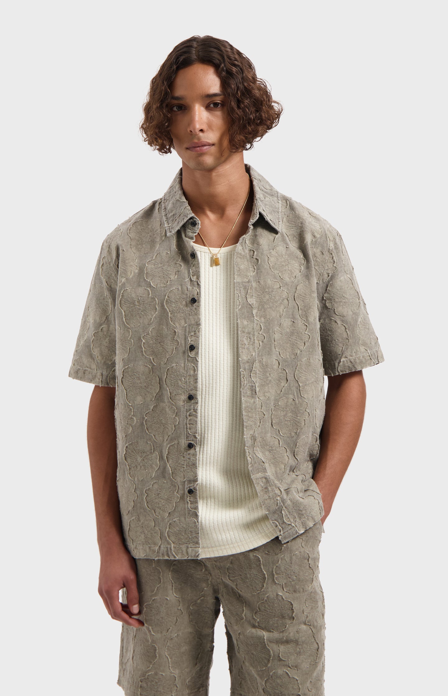 COMBRIT GARMENT DYED JACQUARD SHIRT