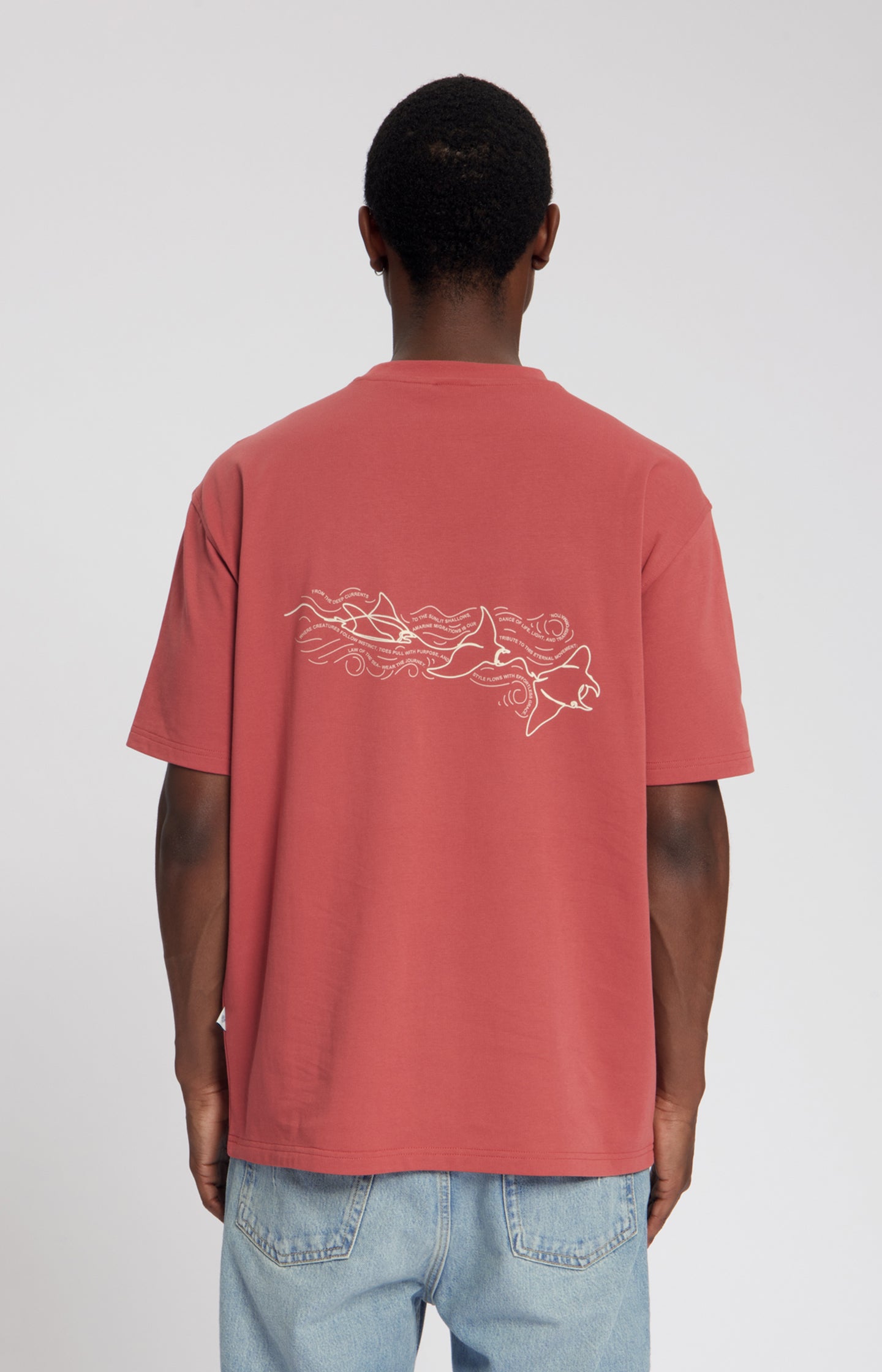INSTINCT ARTWORK T-SHIRT