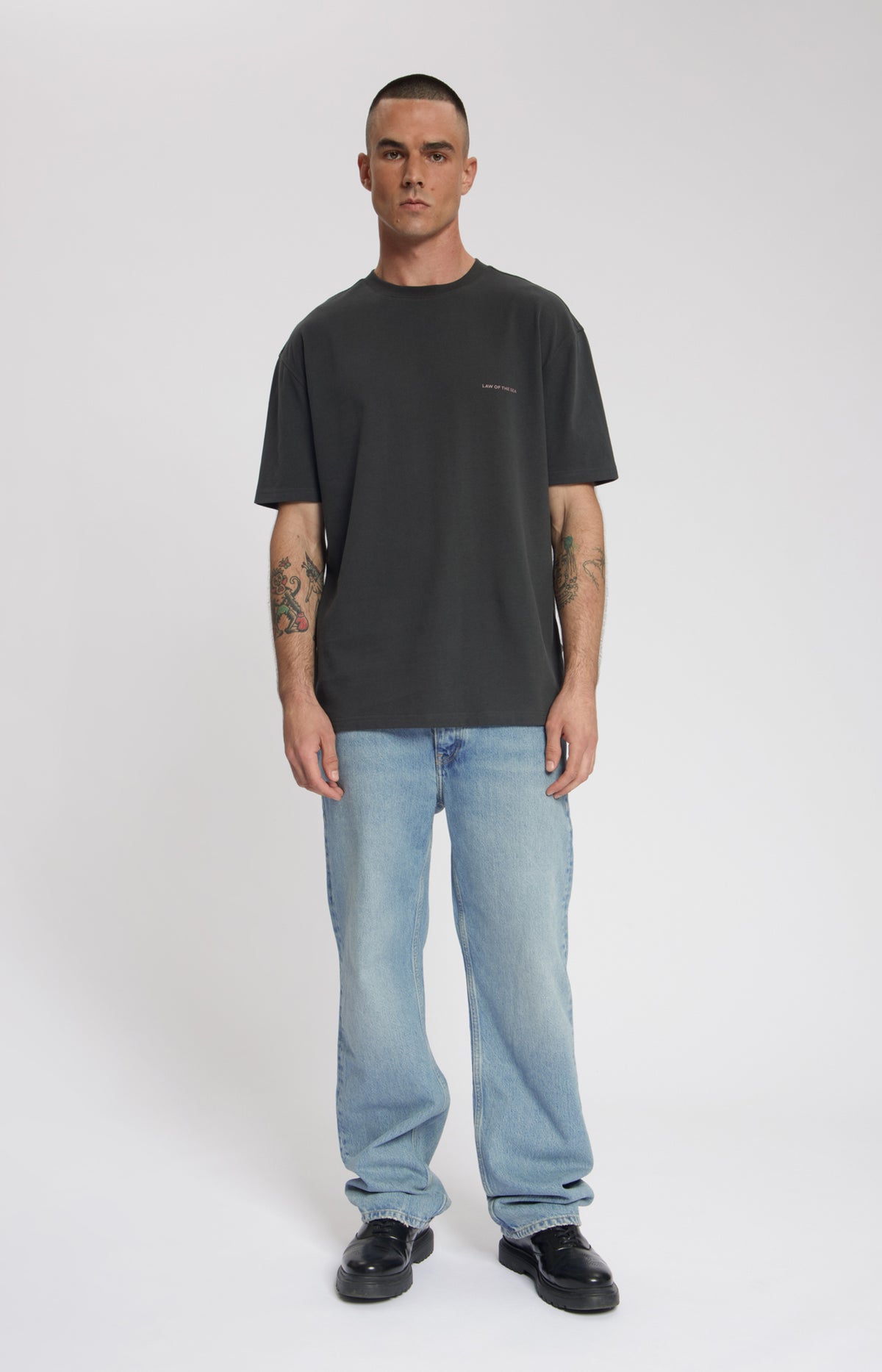 ANNUALS ARTWORK T-SHIRT