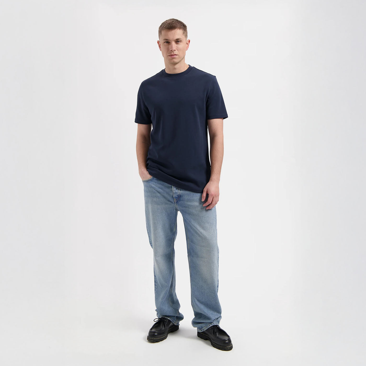 OUTCROP BASIC T-SHIRT