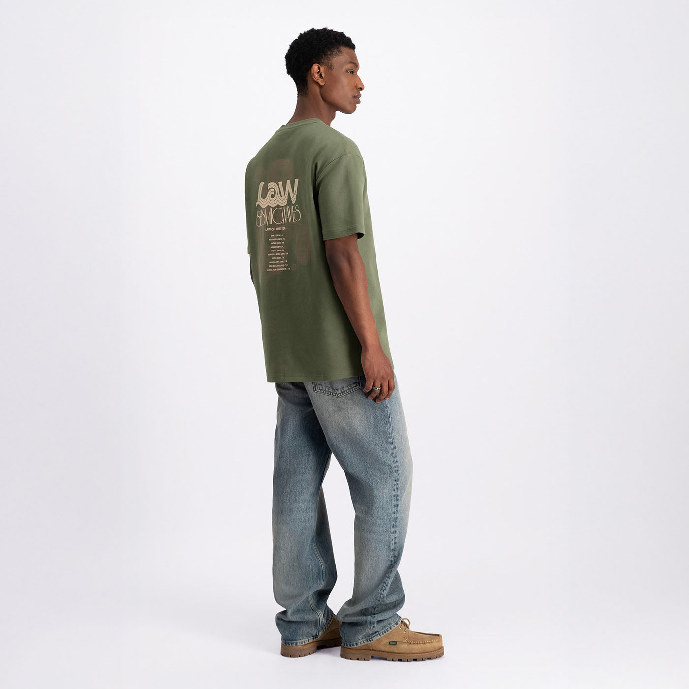 SCALE ARTWORK T-SHIRT