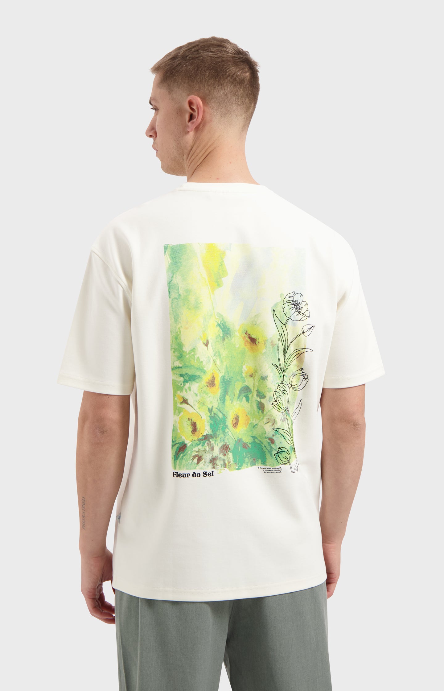 FLORA ARTWORK T-SHIRT