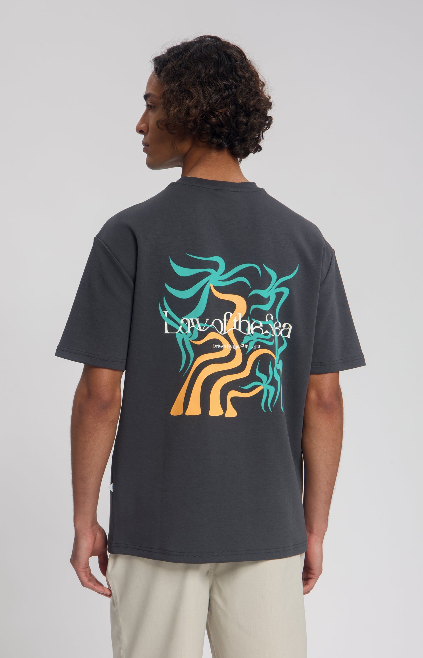 PALM SWAY ARTWORK T-SHIRT
